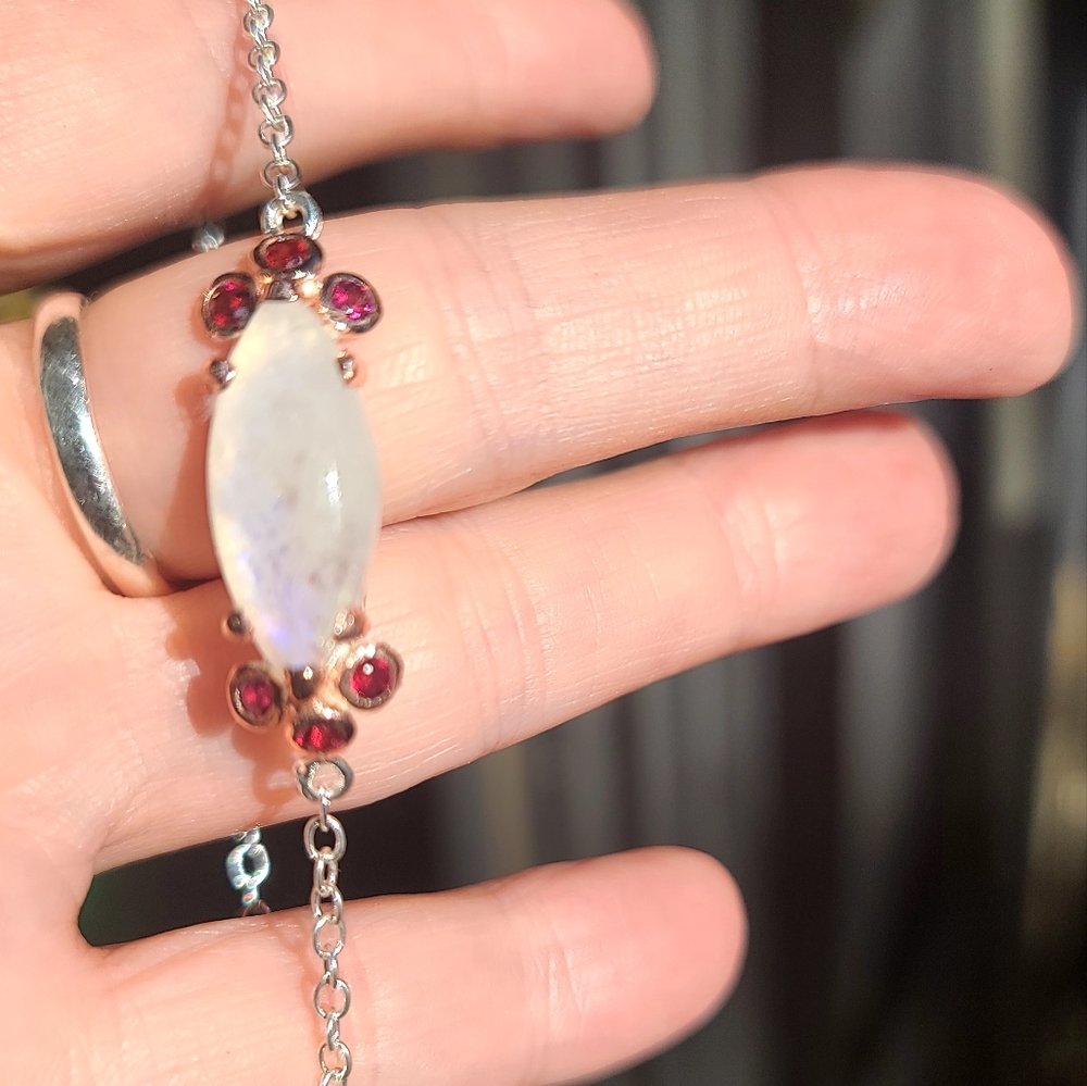 STUNNING HUGE Marquise cut moonstone & garnet sterling & gold bracelet - Picture 4 of 7